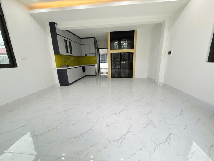 Pl LÊ TRỌNG TẤN – Ô TÔ THANG MÁY – KINH DOANH 57m2 5 tầng mt 4.9m Giá 19.6 tỷ