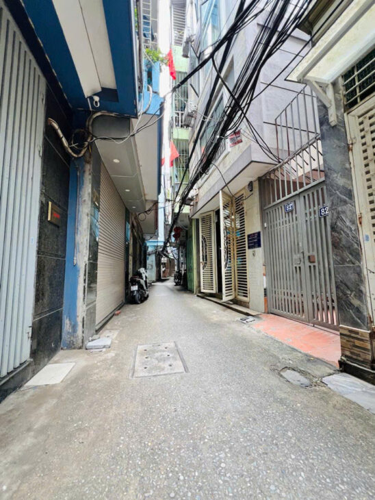 XÃ ĐÀN LÔ GÓC NGÕ THÔNG, KINH DOANH 32m2 5 tầng mặt tiền 3.6m Giá 8.5 tỷ