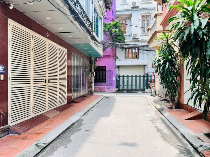 PL TRẦN QUỐC HOÀN – KINH DOANH – GARA – 2 THOÁNG 54m2 4 tầng mt 5m Giá 22.3 tỷ