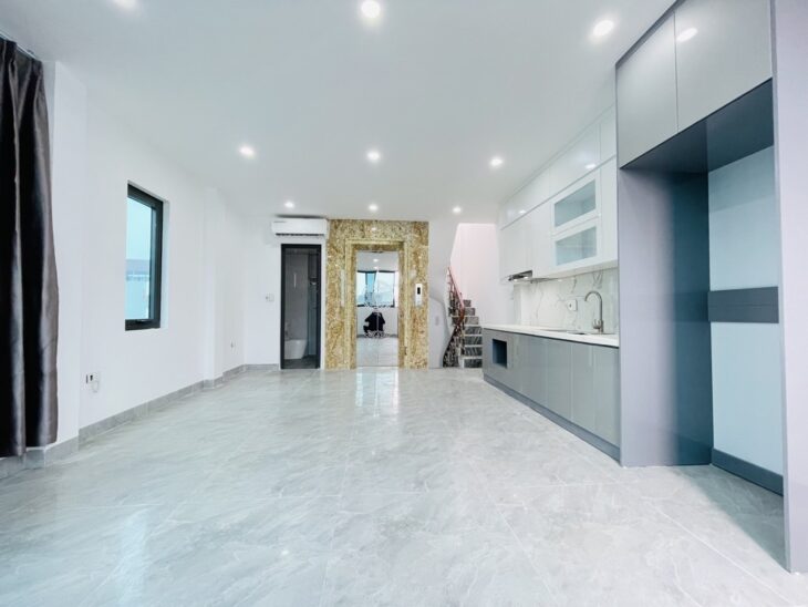 Tôi Bán Nhà phố Kim Giang 42m2 x 6T x 12,9 tỷ ô tô, Kinh doanh, thang máy, ở sướng