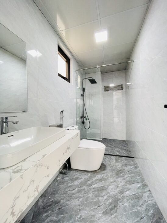 Tôi Bán Nhà phố Kim Giang 42m2 x 6T x 12,9 tỷ ô tô, Kinh doanh, thang máy, ở sướng