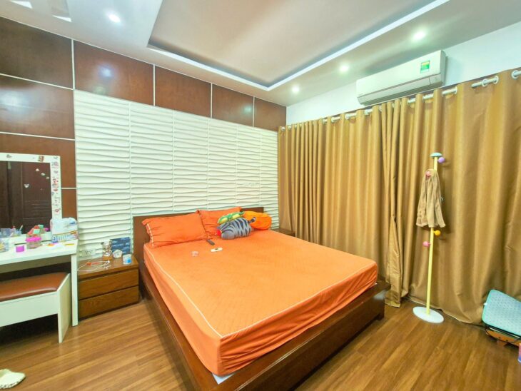 BÁN NHÀ THÁI HÀ ĐỐNG ĐA KINH DOANH – GA RA Ô TÔ – 50M 5 TẦNG 20 TỶ