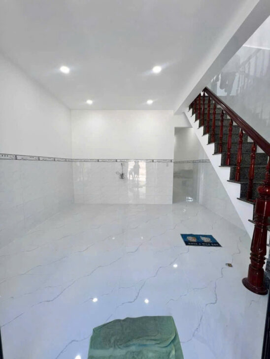 Bán nhà mới đường Xe hơi, Hẻm đường Ngô Đến phường Bắc Nha Trang.