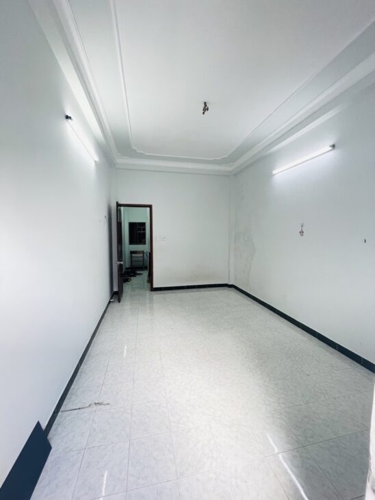 BÁN NHÀ MẶT TIỀN KINH DOANH – DTSD~150M2 – P.6 Q.TÂN BÌNH – 6 TẦNG BTCT – 8,2 TỶ (TL)