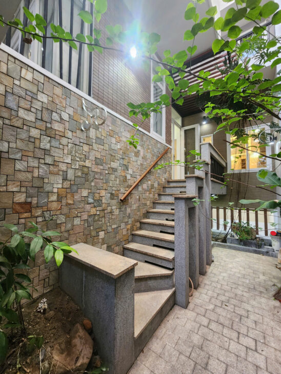 Cho thuê Biệt Thự mini mặt tiền ngay Trung Tâm Biển, phường Nha Trang