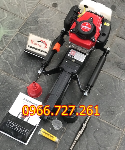 Máy đóng cọc cầm tay 4 thì Kawasaki KW680 – Chạy xăng, mạnh mẽ, dễ thao tác