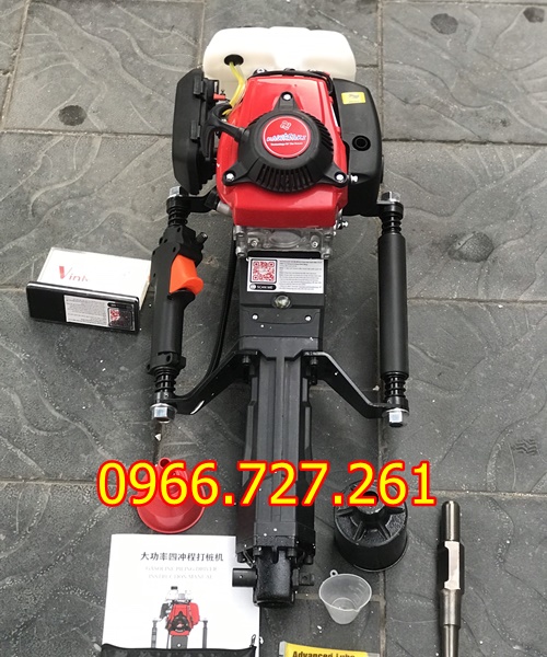 Máy đóng cọc cầm tay 4 thì Kawasaki KW680 – Chạy xăng, mạnh mẽ, dễ thao tác