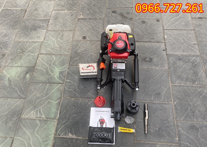 Máy đóng cọc cầm tay 4 thì Kawasaki KW680 – Chạy xăng, mạnh mẽ, dễ thao tác