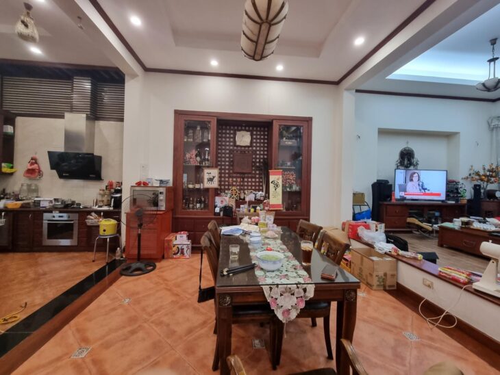 Bán nhà phố Bùi Thiện Ngộ 114m2, MT 5.7m, 4 tầng, gần trường quốc tế Marie Curie