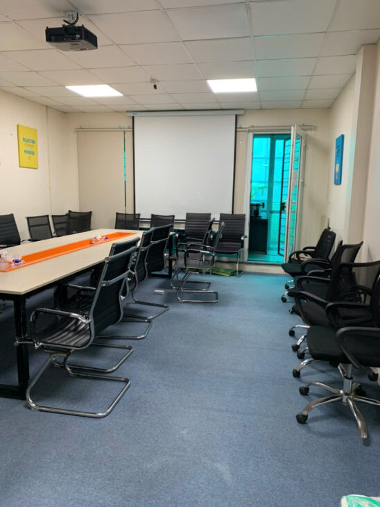Cho thuê nhà 80m2, 7 tầng Mai Dịch, thang máy, thông sàn, hợp văn phòng, trụ sở công ty