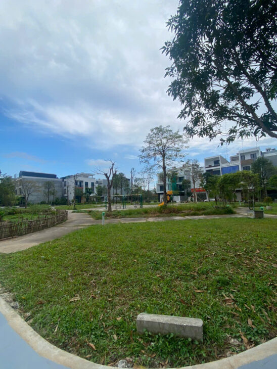 bán nhà 4 tầng mới xây trong KĐT 379 Thái Bình