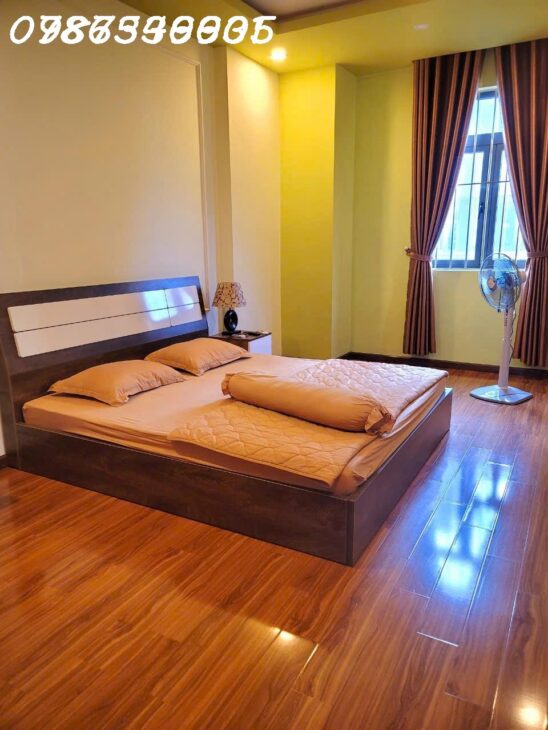 NHÀ 4 TẦNG 70M2 HẺM Ô TÔ TRÁNH NGAY LÊ VĂN VIỆT QUẬN 9 CHỈ NHỈNH 5 TỶ