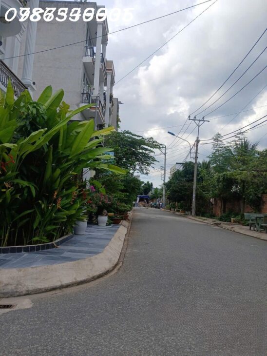 NHÀ 4 TẦNG 70M2 HẺM Ô TÔ TRÁNH NGAY LÊ VĂN VIỆT QUẬN 9 CHỈ NHỈNH 5 TỶ