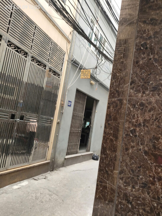 2 ngày 3 khách đàm phán Trung Tả, Khâm Thiên 22m/28mT2, 3 tầng, mặt tiền 4.3m, 4.75 tỷ Đống Đa.