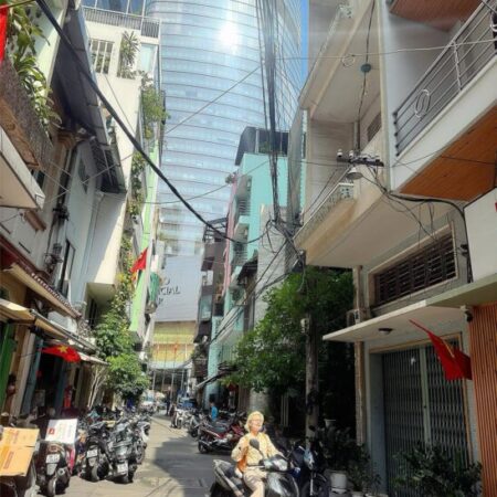 SIÊU PHẨM BÁN NHÀ 3 MẶT TIỀN THÔNG HÀM NGHI & NGUYỄN HUỆ & HẢI TRIỀU – VIEW TÒA NHÀ BITEXCO HƯỞNG