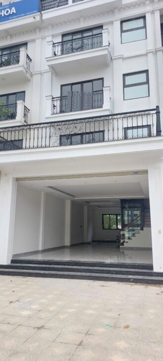 Cho thuê nhà Xuân Phương, 160m2, 5 tầng, thông sàn làm văn phòng, kho dược
