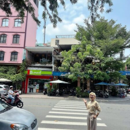 BÁN SIÊU PHẨM GÓC 2 MẶT TIỀN – HƯỞNG TRỌN TIỆN ÍCH KHU VUI CHƠI ĐƯỜNG KHÁNH HỘI, QUẬN 4