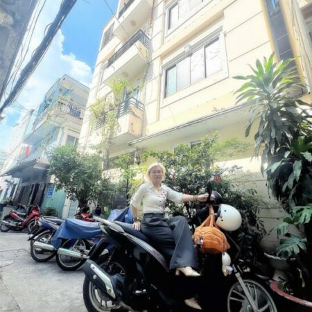 BÁN NHÀ MẶT TIỀN HẺM XE HƠI ĐƯỜNG CÔ GIANG QUẬN 1 – GIANG GIANG:0901611116