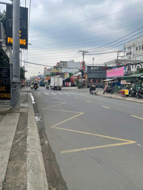 Bán nhà mặt tiền 5 lầu 8,5x29m giá 29 tỷ Đường Nguyễn Ảnh Thủ