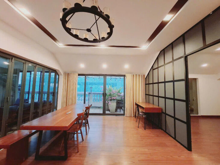 BÁN TÒA CĂN HỘ DỊCH VỤ CAO CẤP – NGUYỄN VĂN HƯỞNG – THẢO ĐIỀN – 200 TRIỆU/THÁNG DÒNG TIỀN