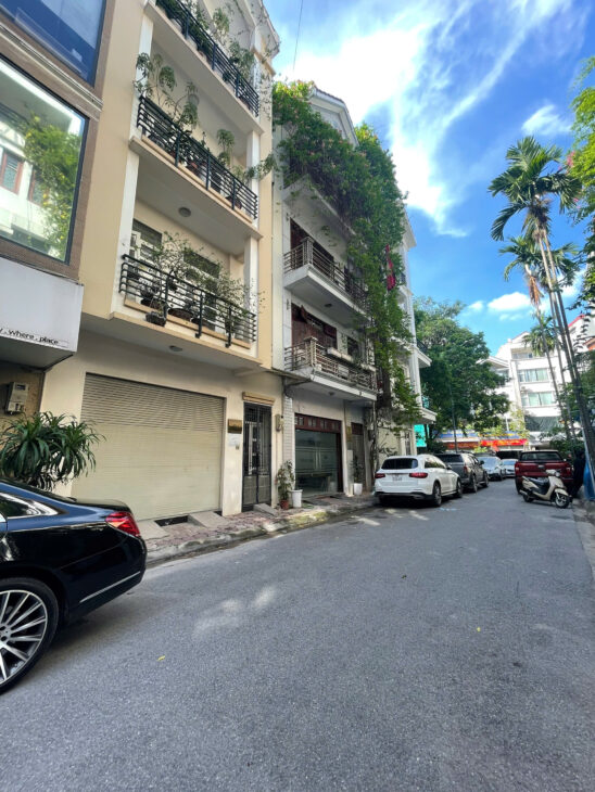 Bán nhà Ôtô tránh Phố Trung Kính 75m/5Tầng/MT 6m 36.5 Tỷ, Kinh doanh, dân trí cao