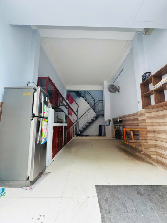 Cho thuê nhà nguyên căn – Đường Đoàn Thị Điểm,Phú Nhuận – giá chỉ 11 triệu tháng