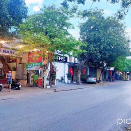 ĐẤT ĐẸP – GIÁ TỐT – BÁN ĐẤT Tặng NHÀ MẶT PHỐ KINH DOANH SẦM UẤT NGÀY ĐÊM DÒNG TIỀN TỐT