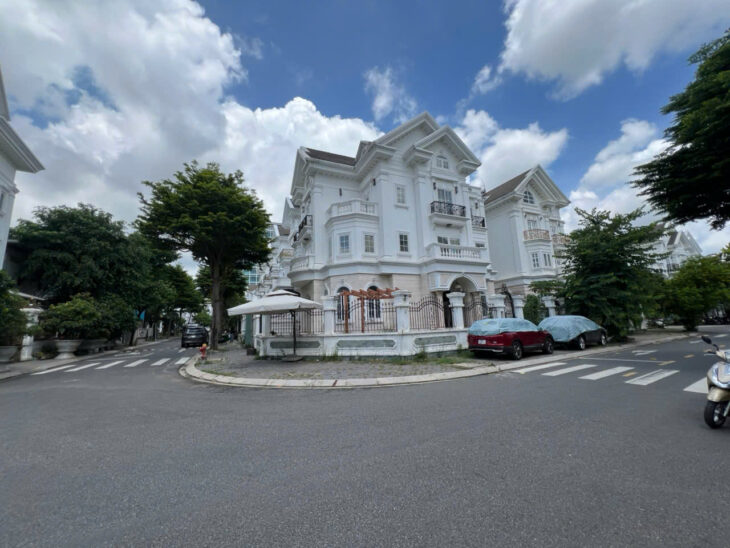 BIỆT THỰ ĐƠN LẬP ĐẲNG CẤP TẠI CITY LAND 🌟 📍 Số 67 Đường Số 8 – Góc 2 MT – 300m2- 75 tỷ