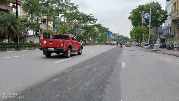 BÁN ĐẤT NGỌC THỤY – VỊ TRÍ ĐẮC ĐỊA TRUNG TÂM 📍 Diện tích: 176m² 📏 Mặt tiền: 7.6m – Hậu: