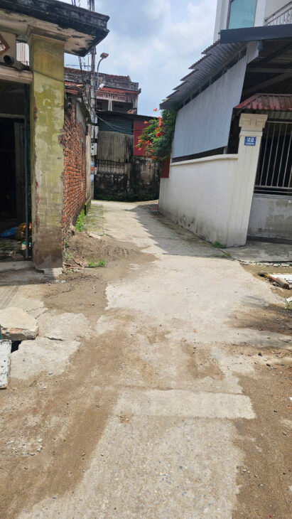 Đất Đồng Phúc xúc ra tiền (châu khê, Phù khê,TỪ SƠN ) ô tô 7 chỗ vào đất ngõ thông