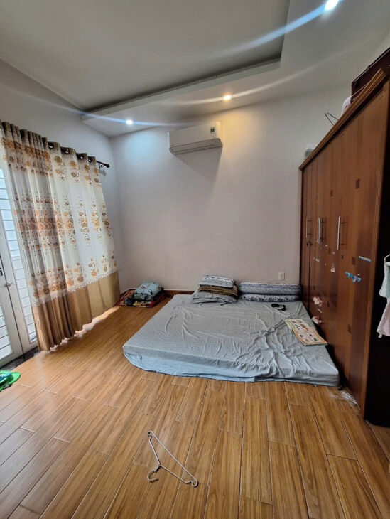 Bán nhà 2 mặt tiền – sát Metro – 104m² – sổ vuông vức – chỉ 12.8 tỷ