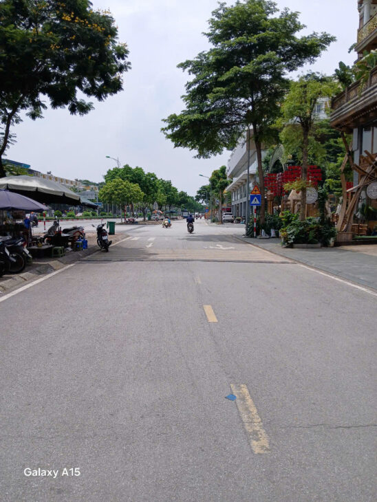 SIÊU HÓT DƯƠNG NỘI – 90M – Ô TÔ NGỦ TRONG ĐẤT – ĐƯỜNG THÔNG TỨ NGẢ – GIÁ CHỈ CÓ 9 TỶ