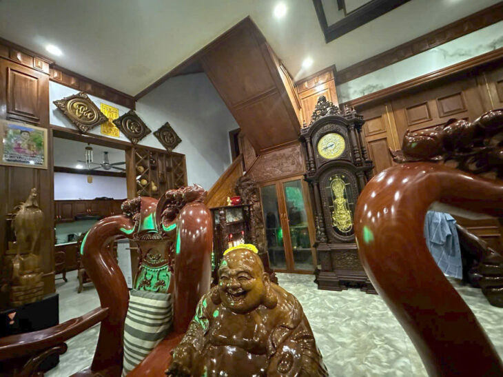 BIỆT THỰ 3 TẦNG ĐẸP – 9x20M – ĐƯỜNG XE TẢI LÊ VĂN KHƯƠNG HIỆP THÀNH Q12 – GIÁ 14 TỶ TL