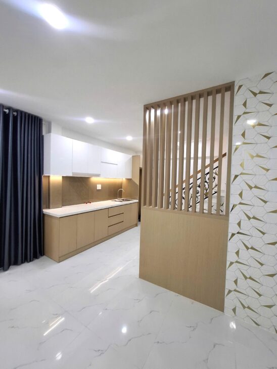 NHÀ GẦN LOTTE MART, NGANG 6M, DTSD 50M2, SỔ HỒNG RIÊNG, KHÔNG QUY HOẠCH, NHỈNH 3 TỶ