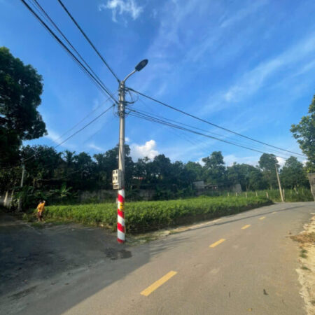 60m lô góc Sơn Tây, ô tô tránh, đường trải nhựa, hướng Nam mát mẻ. Tc nhỉnh tỷ. alo 0916731784