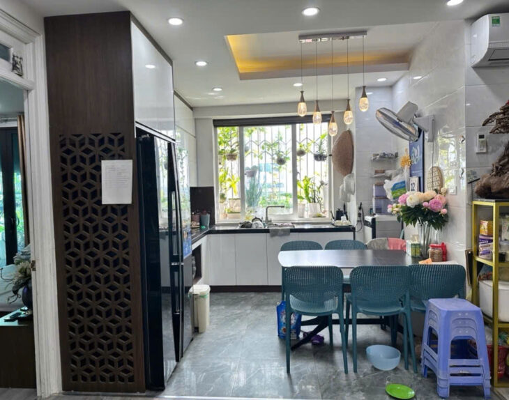 Chung Cư Văn Phòng TW Đảng – 3PN – Full Nội Thất – Có Slot Ô Tô, Giá 5.75 tỷ