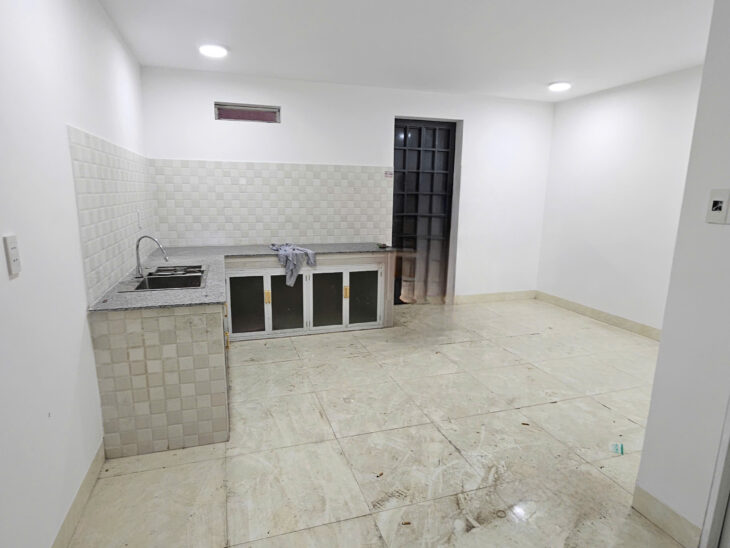 CHO THUÊ VĂN PHÒNG & NHÀ KHO DIỆN TÍCH LỚN – MẶT TIỀN NGUYỄN TẤT THÀNH, ĐÀ NẴNG