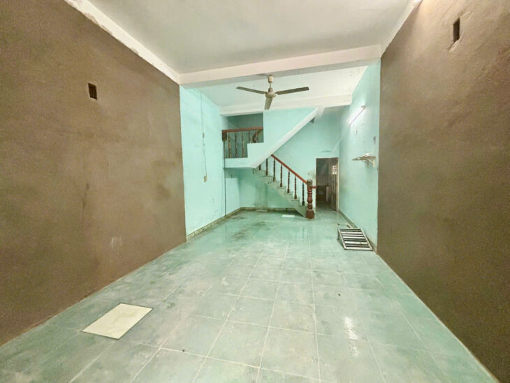 BÁN NHÀ 4 TẦNG MẶT TIỀN ĐƯỜNG 2/4 – HÒN CHỒNG – NHA TRANG