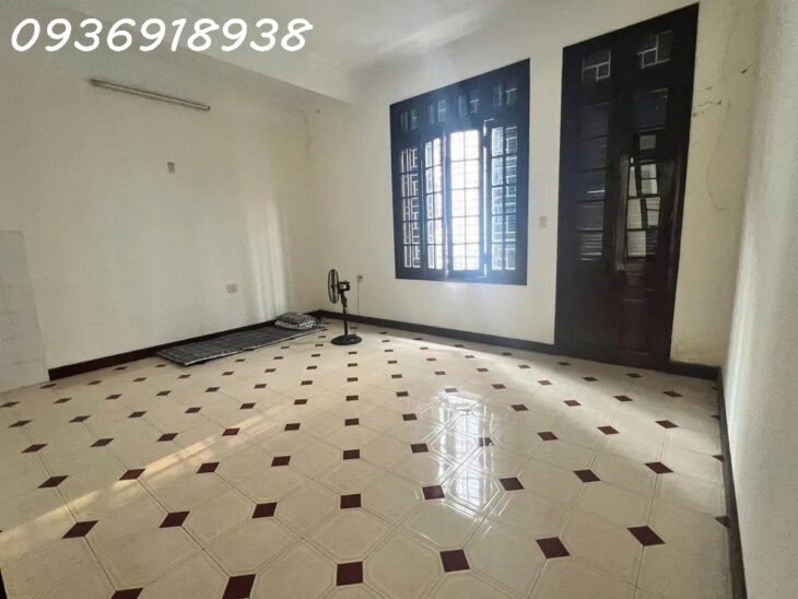 45 tỷ-tòa nhà siêu VIP Trung Kính, Cầu Giấy-phù hợp cho thuê văn phòng