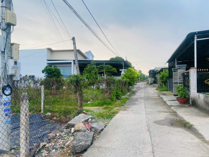 Bán 10m x 40m đất ODT Tân Phước – LaGi kế bên 577 chỉ 1.5 tỷ sổ riêng