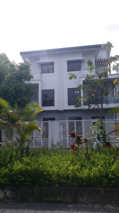 Bán biệt thự đơn lập Xuân Phương, 200m2, 4 tầng, sổ đỏ chính chủ, vị trí đẹp