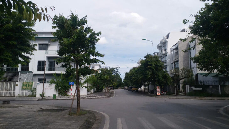 Bán biệt thự đơn lập Xuân Phương, 200m2, 4 tầng, sổ đỏ chính chủ, vị trí đẹp
