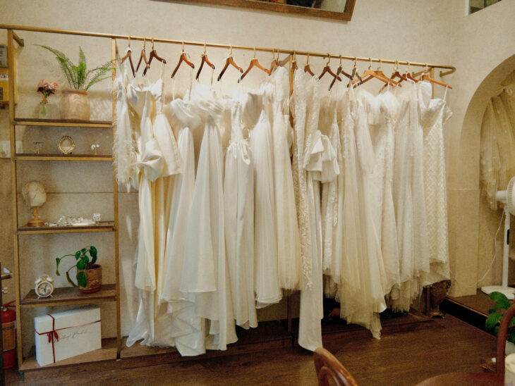 Bình Thạnh ! SANG NHƯỢNG GIÁ RẺ STUDIO ÁO CƯỚI THƯƠNG HIỆU, Full mới toàn bộ, MT 43/5B Nơ Trang