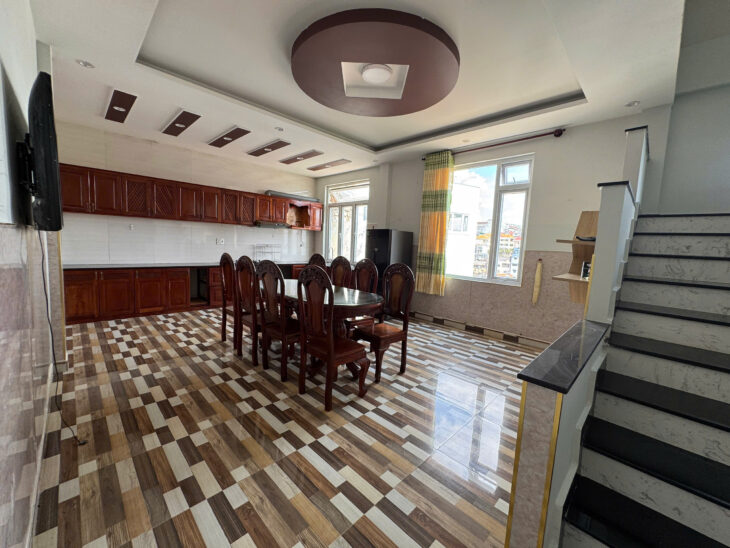 BÁN NHÀ NGUYỄN TRƯNG TRỰC P4 ĐÀ LẠT – 5PN, 4 TẦNG, VIEW ĐẸP, ĐƯỜNG Ô TÔ – 6.2 TỶ