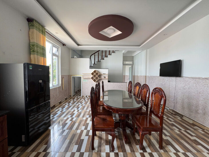 BÁN NHÀ NGUYỄN TRƯNG TRỰC P4 ĐÀ LẠT – 5PN, 4 TẦNG, VIEW ĐẸP, ĐƯỜNG Ô TÔ – 6.2 TỶ