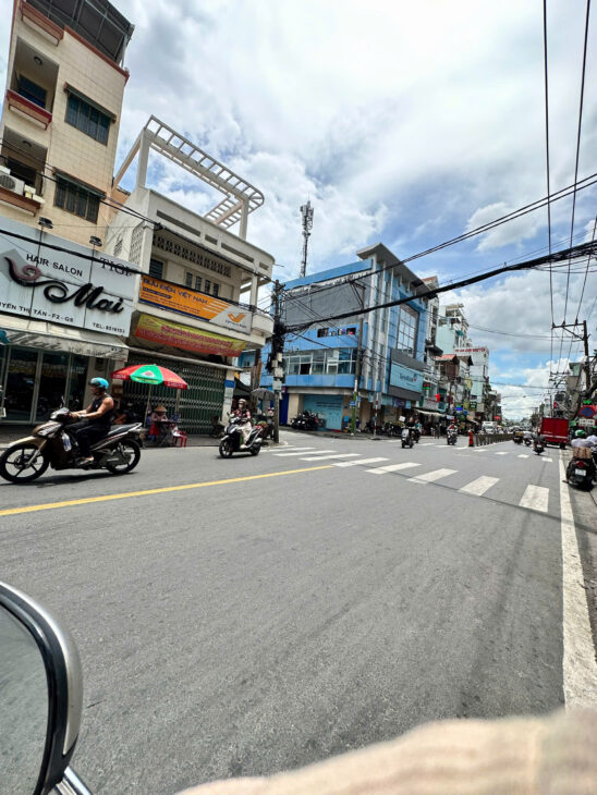 SIÊU PHẨM NGAY CHỢ NGUYỄN THỊ TẦN – 5 TẦNG – GIÁ TỐT CHO NHÀ ĐẦU TƯ