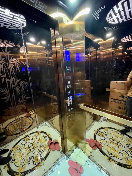 SIÊU PHẨM KẺ TẠNH – LONG BIÊN – 6 TẦNG THANG MÁY – GARA ÔTÔ 7 CHỖ – FULL NỘI THẤT – VỊ TRÍ HIẾM.