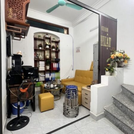 🏡 NHÀ -ĐẶNG TIẾN ĐÔNG-SÁT HỒ HOÀNG CẦU DT28/31MX5 TẦNG GIÁ CHỈ 9 TỶ 🏡 NHÀ -ĐẶNG TIẾN ĐÔNG-SÁT HỒ HOÀNG CẦU DT28/31MX5 TẦNG GIÁ CHỈ 9 TỶ