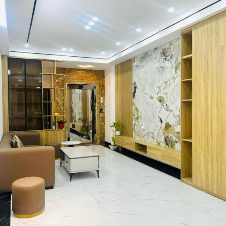 💥Thiện Chí💥Ô tô vào nhà, Phùng Chí Kiên 45m 6T Thang máy, Nội thất đỉnh, 16.5 tỷ