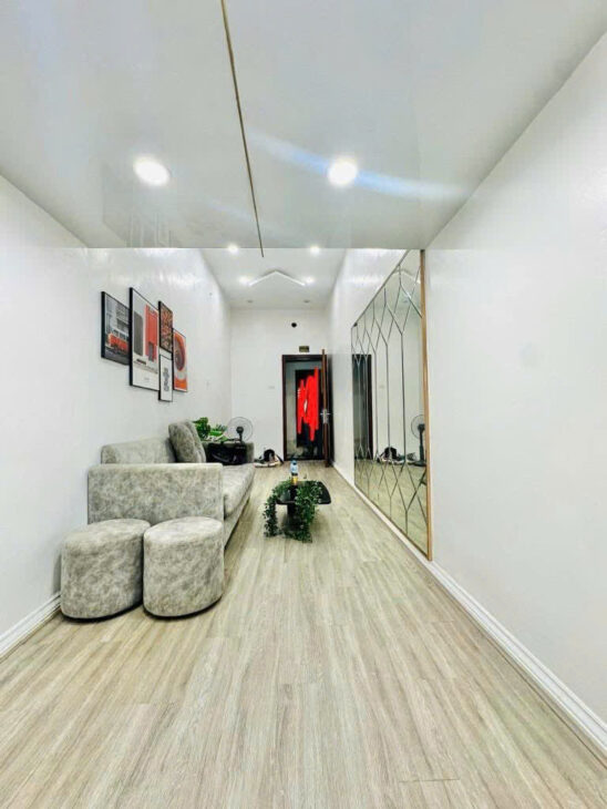 Nhỉnh 2 Tỷ – Minh Khai – Hai Bà Trưng